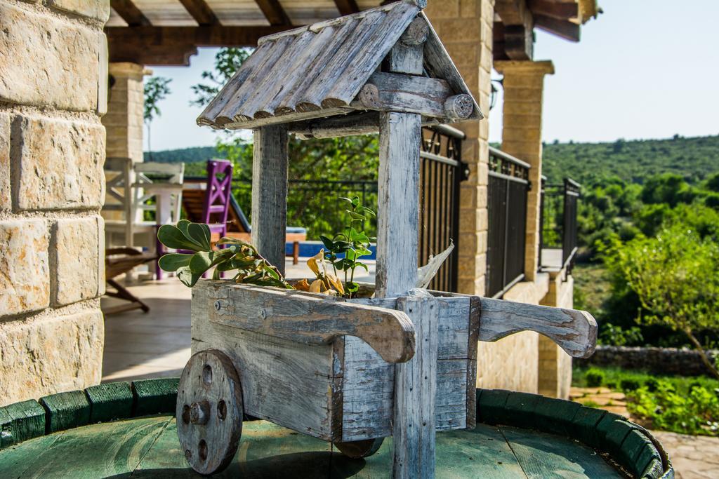 Villa Dvori Dida Mile 스베티 페타르 객실 사진