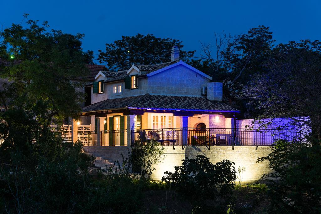 Villa Dvori Dida Mile 스베티 페타르 객실 사진