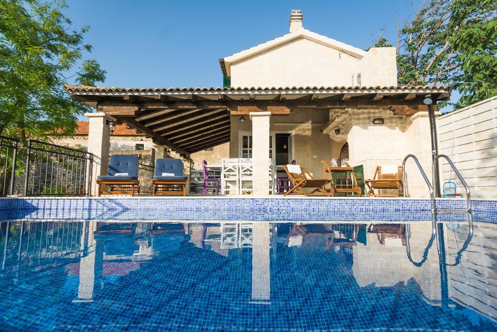 Villa Dvori Dida Mile 스베티 페타르 객실 사진